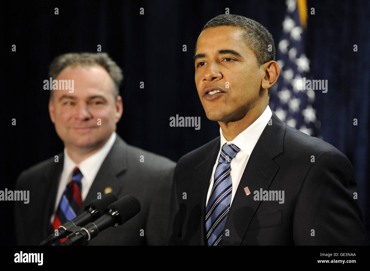 Washington, District of Columbia, USA. 8th Jan, 2009. Washington, DC - January 8, 2009 -- United States President-elect Barack Obama (R) introduces Virginia Governor Tim Kaine (L) as the new Chairman of the Democratic National Committee in Washington on Thursday, January 8, 2009. Credit: Kevin Dietsch - Pool via CNP © Kevin Dietsch/CNP/ZUMA Wire/Alamy Live News Stock Photo