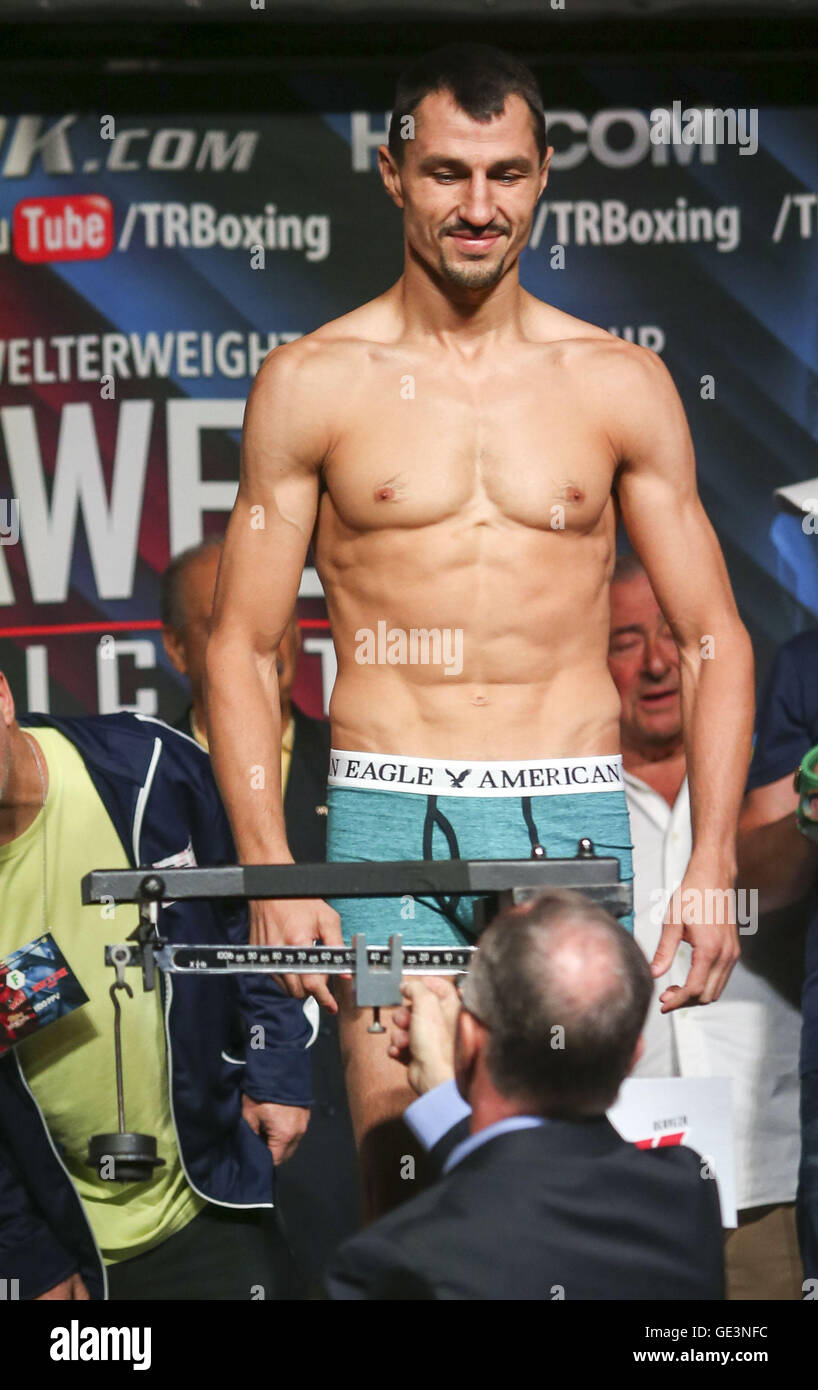 Las Vegas, Nevada, USA. 22nd July, 2016. Viktor Postol steps on the ...