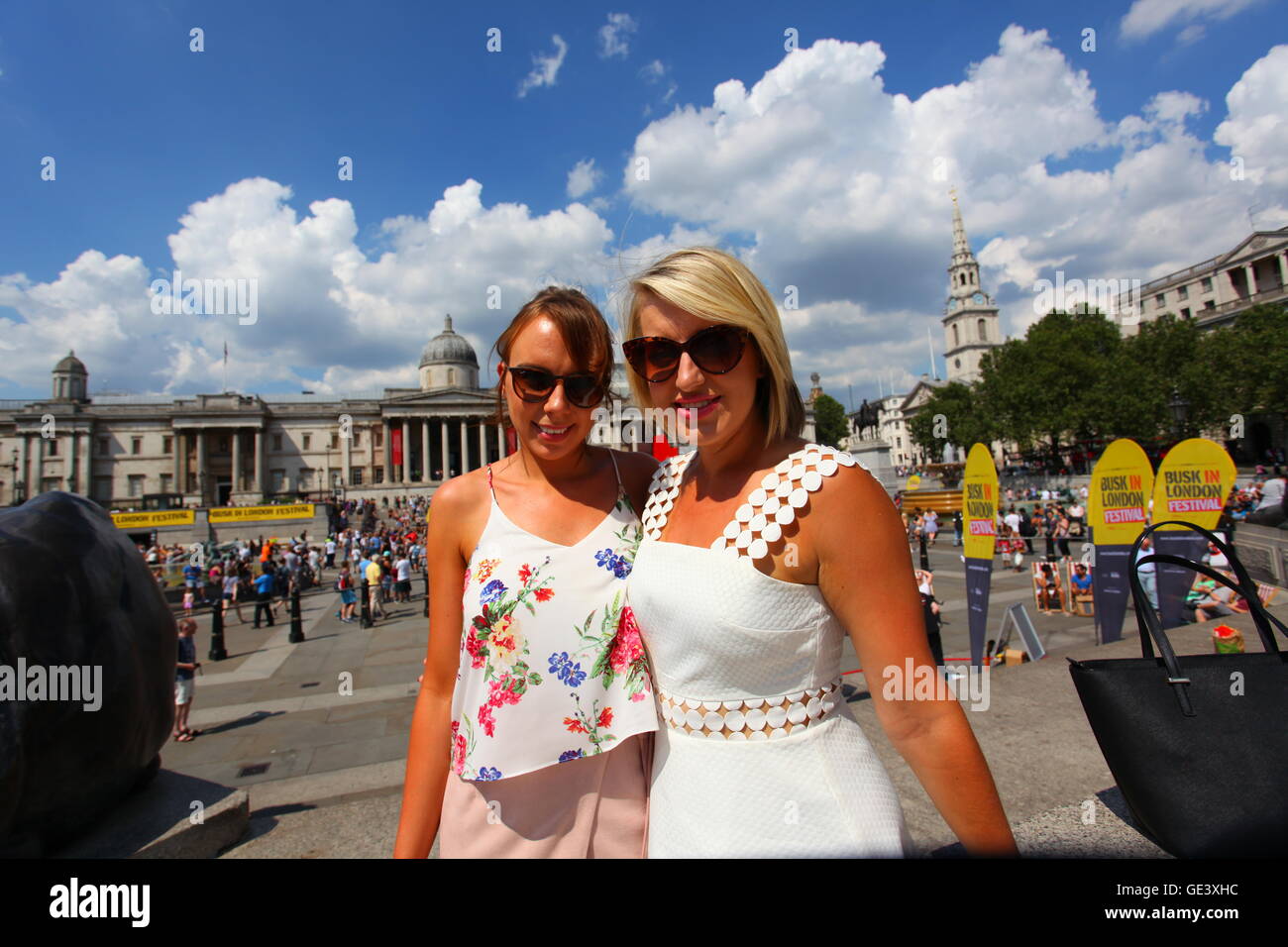 London, Great Britain. 23rd July, 2016. Two women enjoying the glorious hot weather that England is having at the moment. Penelope Barritt/Alamy Live News Stock Photo