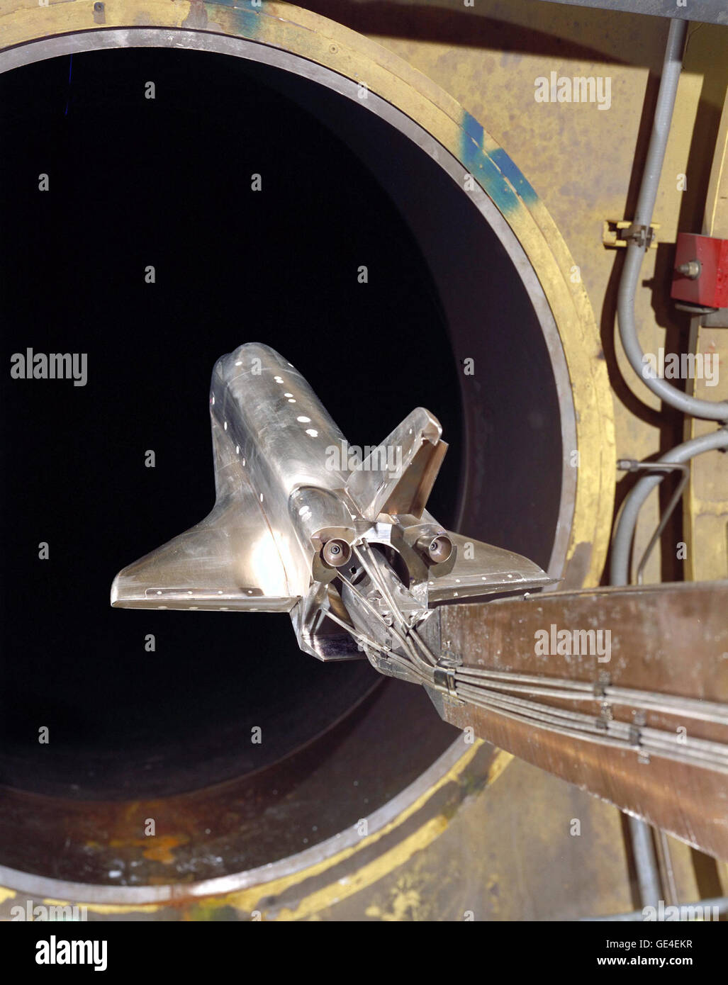 The 35-Foot Hypersonic Tunnel at NASA is used for testing high-speed ...