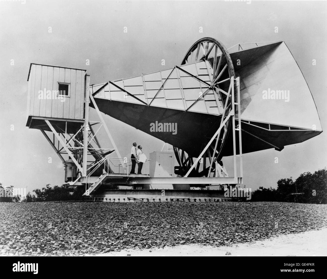 (June 1961) The Horn reflector antenna at Bell Telephone Laboratories in Holmdel, New Jersey was built in 1959 for pioneering work in communication satellites for the NASA ECHO I. The antenna was 50 feet in length and the entire structure weighed about 18 tons. It was comprised of aluminum with a steel base. It was used to detect radio waves that bounced off Project ECHO balloon satellites. The horn was later modified to work with the Telstar Communication Satellite frequencies as a receiver for broadcast signals from the satellite. In 1990 the horn was dedicated to the National Park Service a Stock Photo