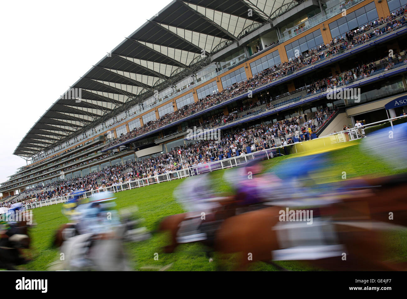 Runners pass the stands for the first time during The John Guest Brown Jack Stakes Race run on day one of the King George VI Weekend at Ascot Racecourse. PRESS ASSCOCIATION Photo. Picture date: Friday July 22, 2016. See PA story RACING Ascot. Photo credit should read: Julian Herbert/PA Wire. RESTRICTIONS: Use subject to restrictions. Editorial use only, no commercial or promotional use. No private sales. Call +44 (0)1158 447447 for further information. Stock Photo