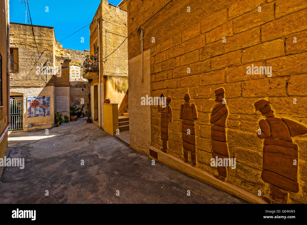 Italy Sicily Mazara Del Vallo Casbah Cortile Della Giudecca Stock Photo Alamy