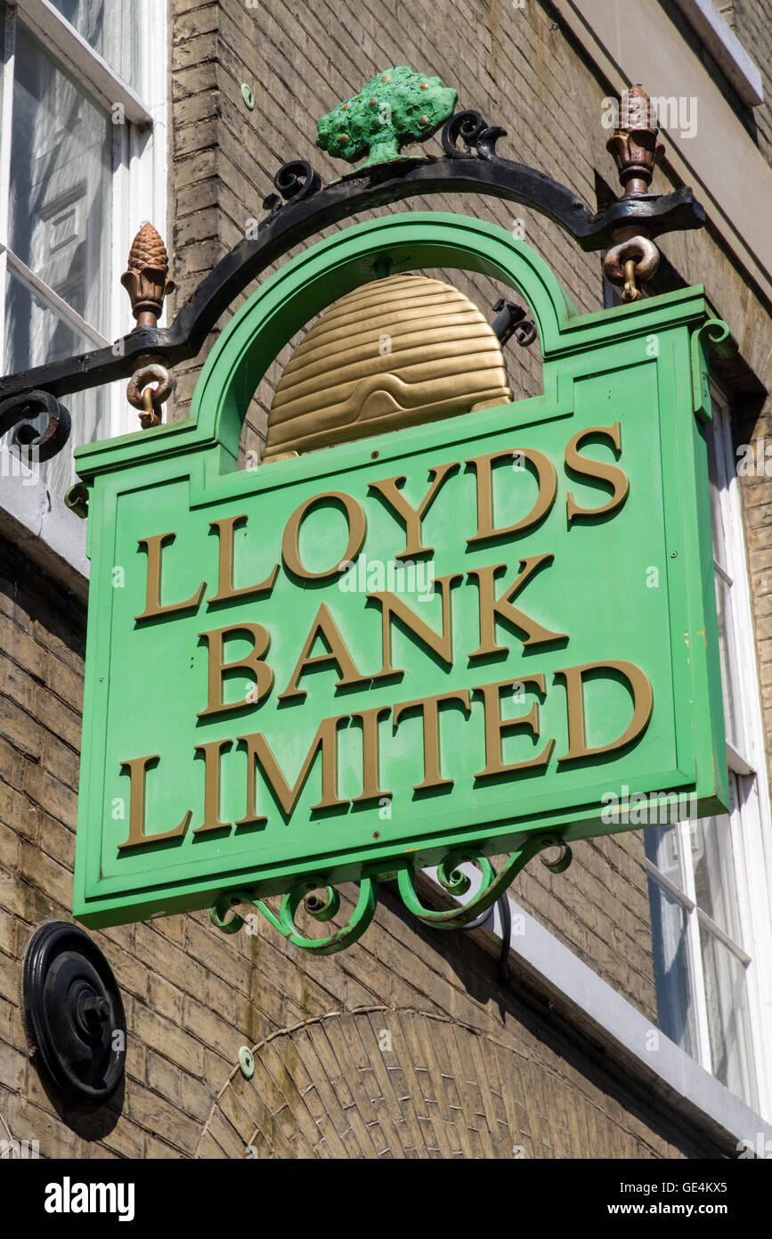 Lloyd's bank historical hires stock photography and images Alamy