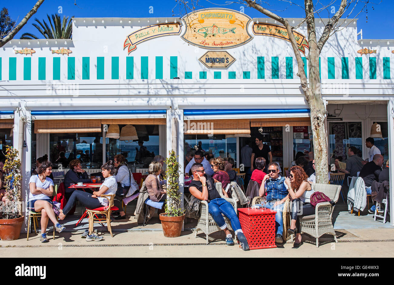 Chiringuito Las Sardinitas,in Nova Icària beach, Barcelona, Spain Stock  Photo - Alamy