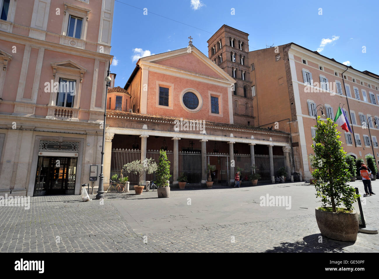 Basilica di San Lorenzo in Lucina, Rome, Italy Stock Photo Alamy