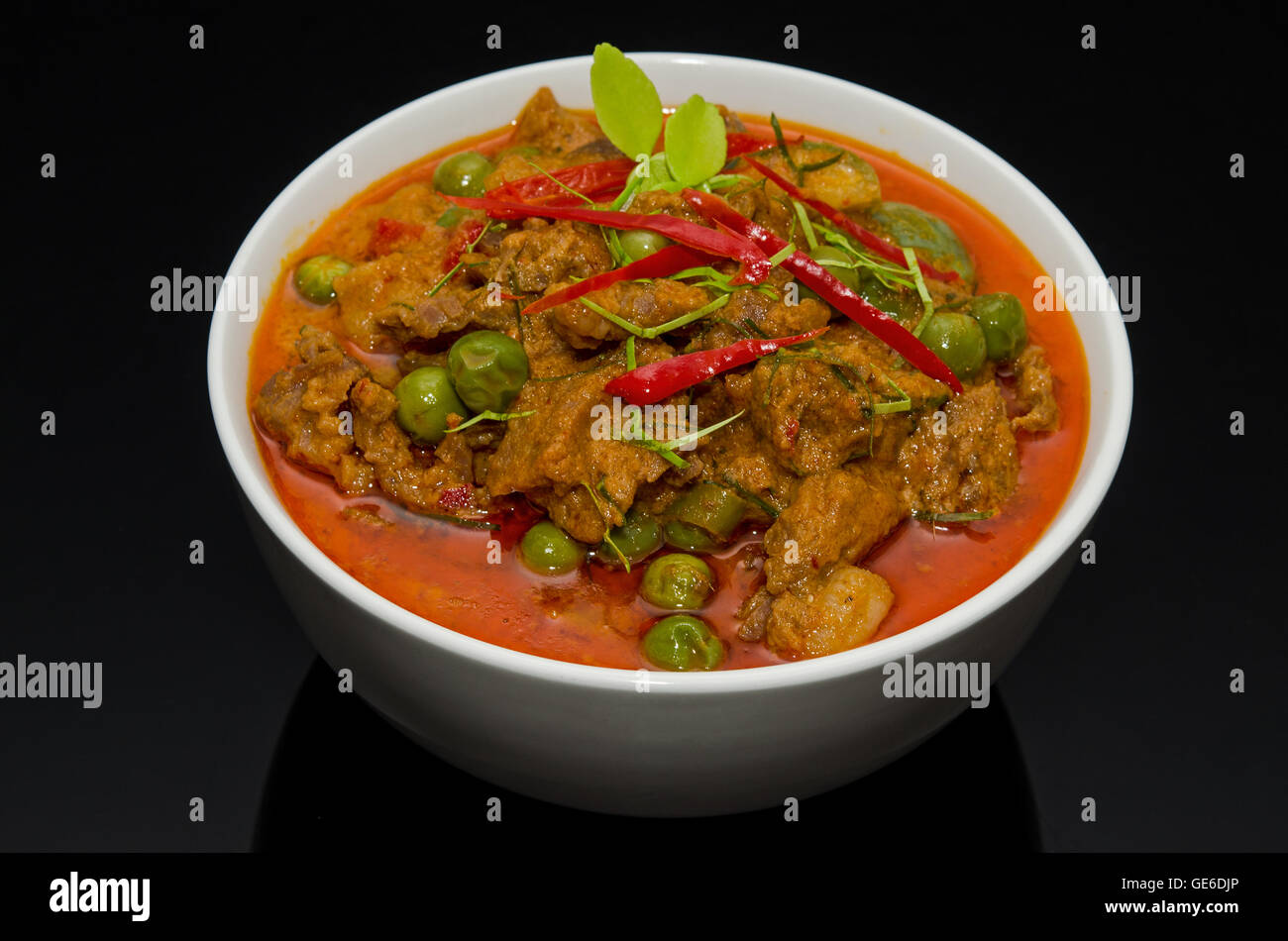Beef curry hires stock photography and images Alamy
