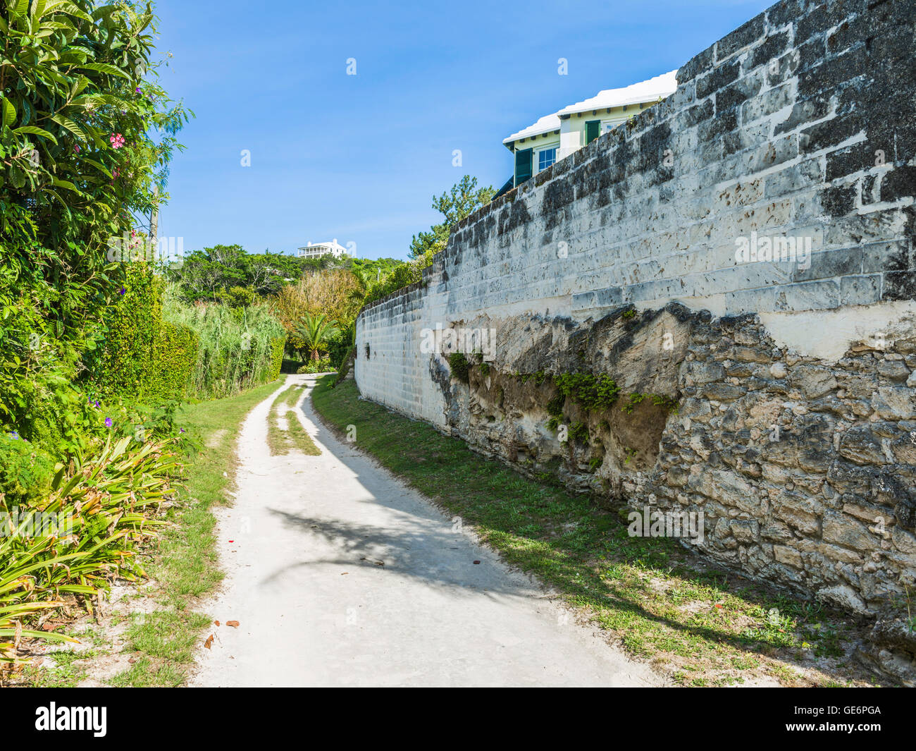 Part of the path of the defunct Bermuda Railway, which operated from 1931 to 1948, now a walking and cycling trail. Stock Photo