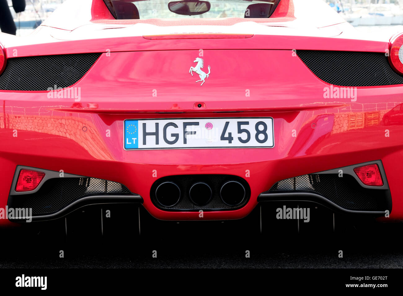 Rear exhausts hires stock photography and images Alamy