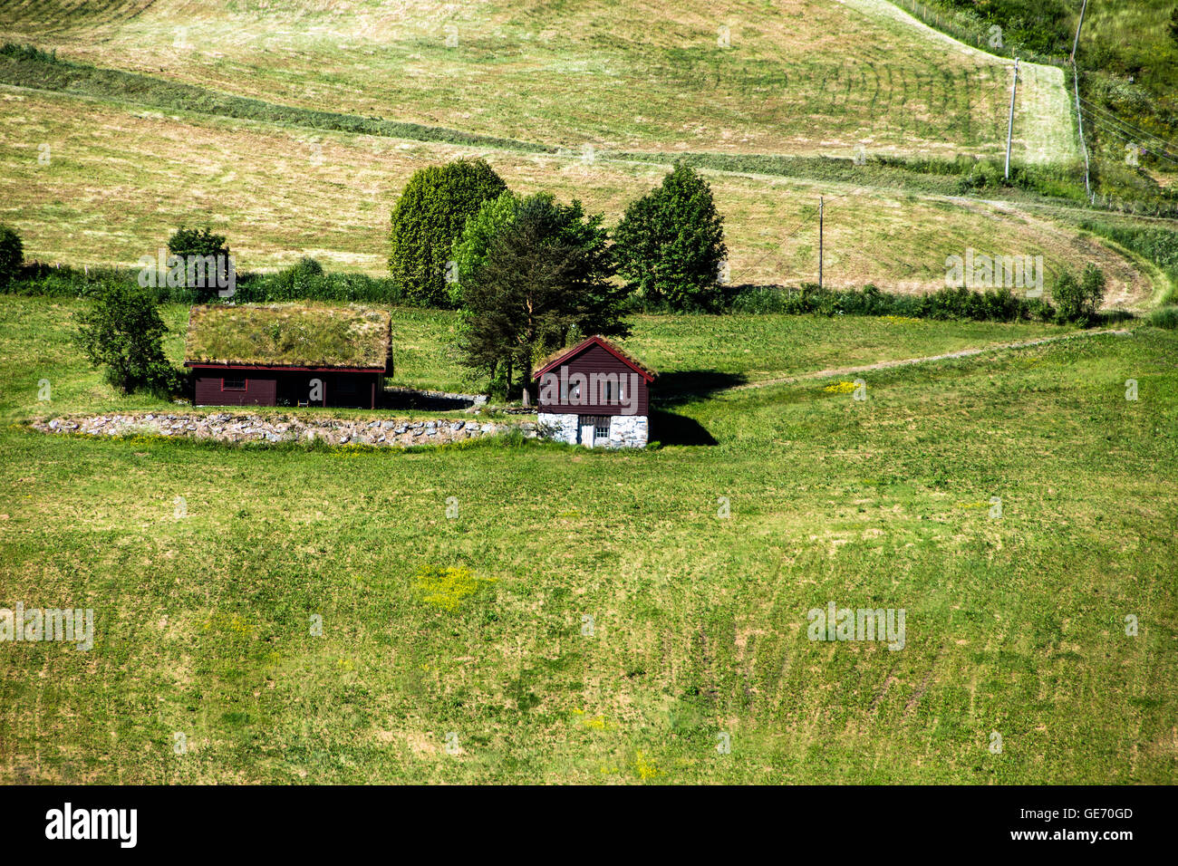 Hillside dwelling hi-res stock photography and images - Alamy