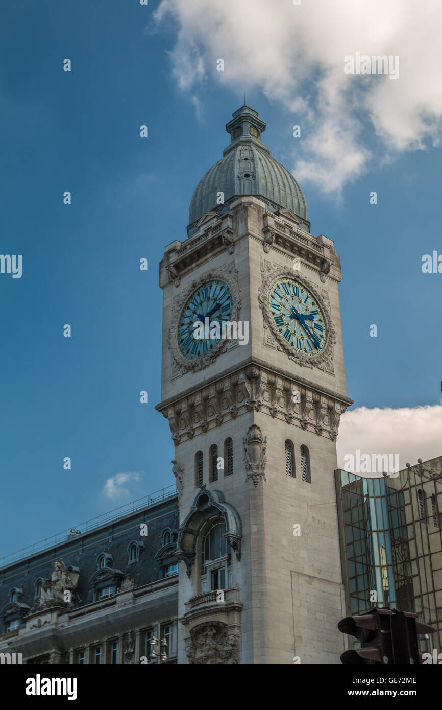 Gare lyon paris hi-res stock photography and images - Alamy