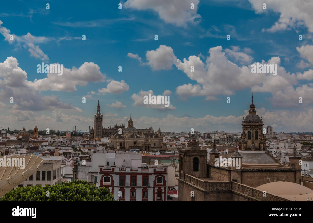 Seville architecture hi-res stock photography and images - Alamy