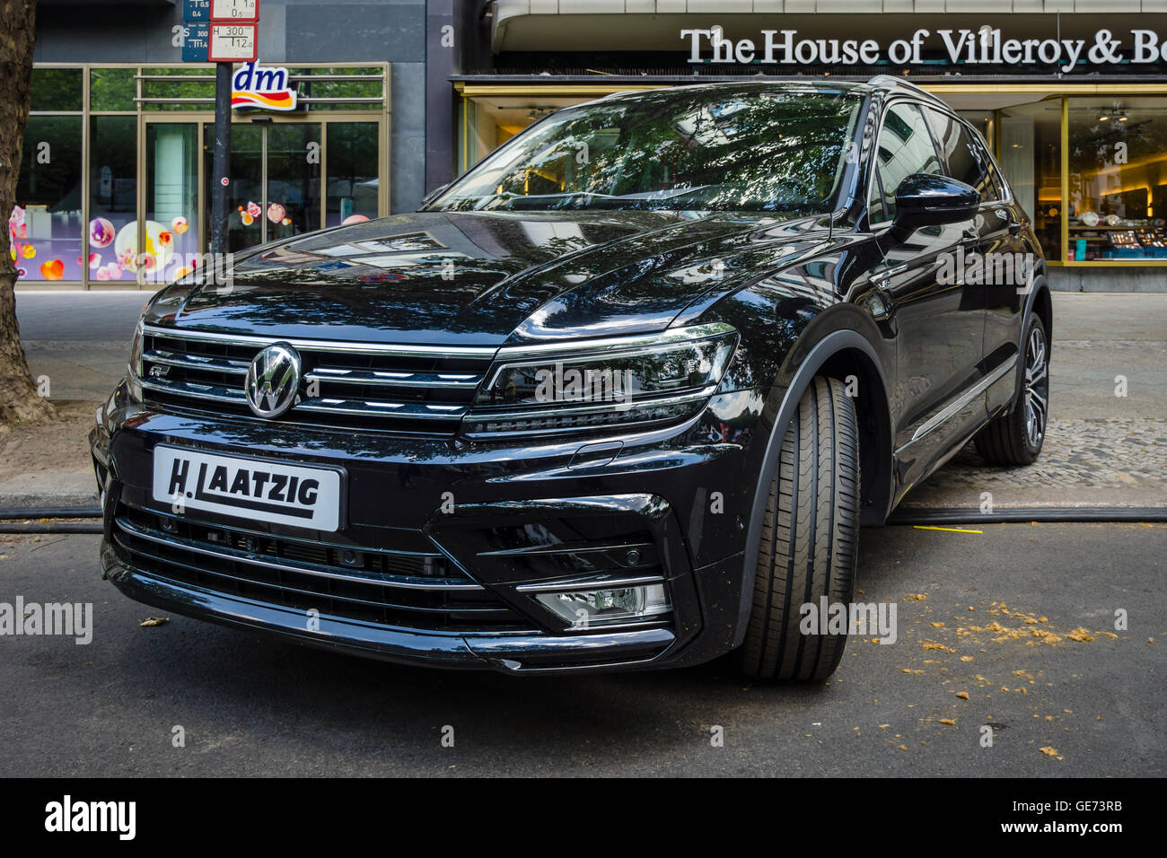 Volkswagen tiguan hi-res stock photography and images - Alamy