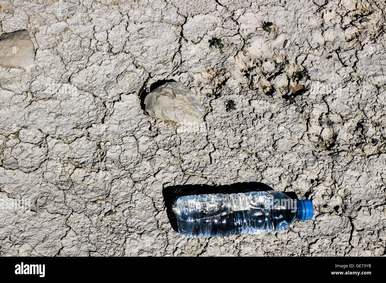 Bottle crack ecological ecology hires stock photography and images Alamy