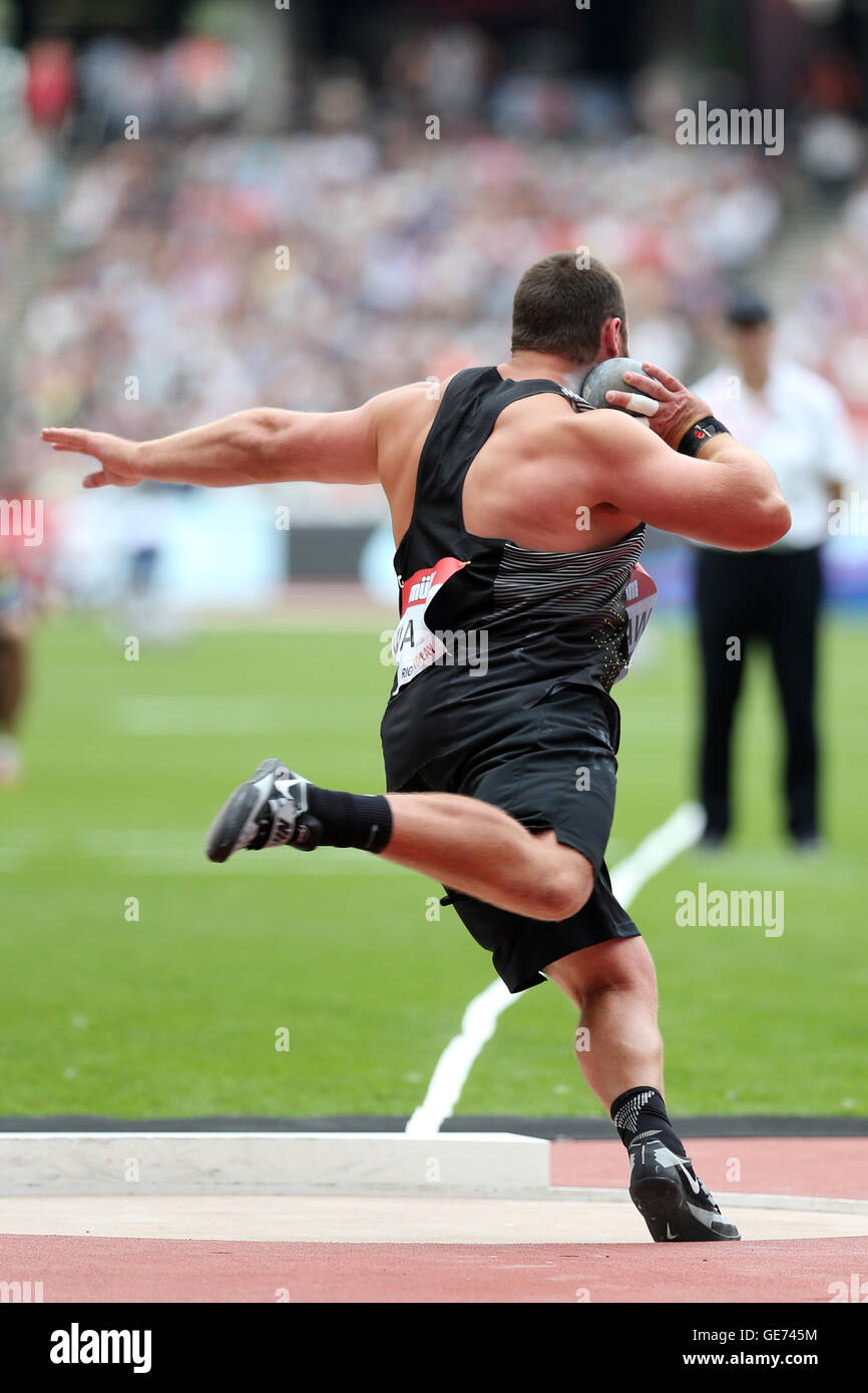 Tom WALSH competing n the Shot Put at the IAAF Diamond League