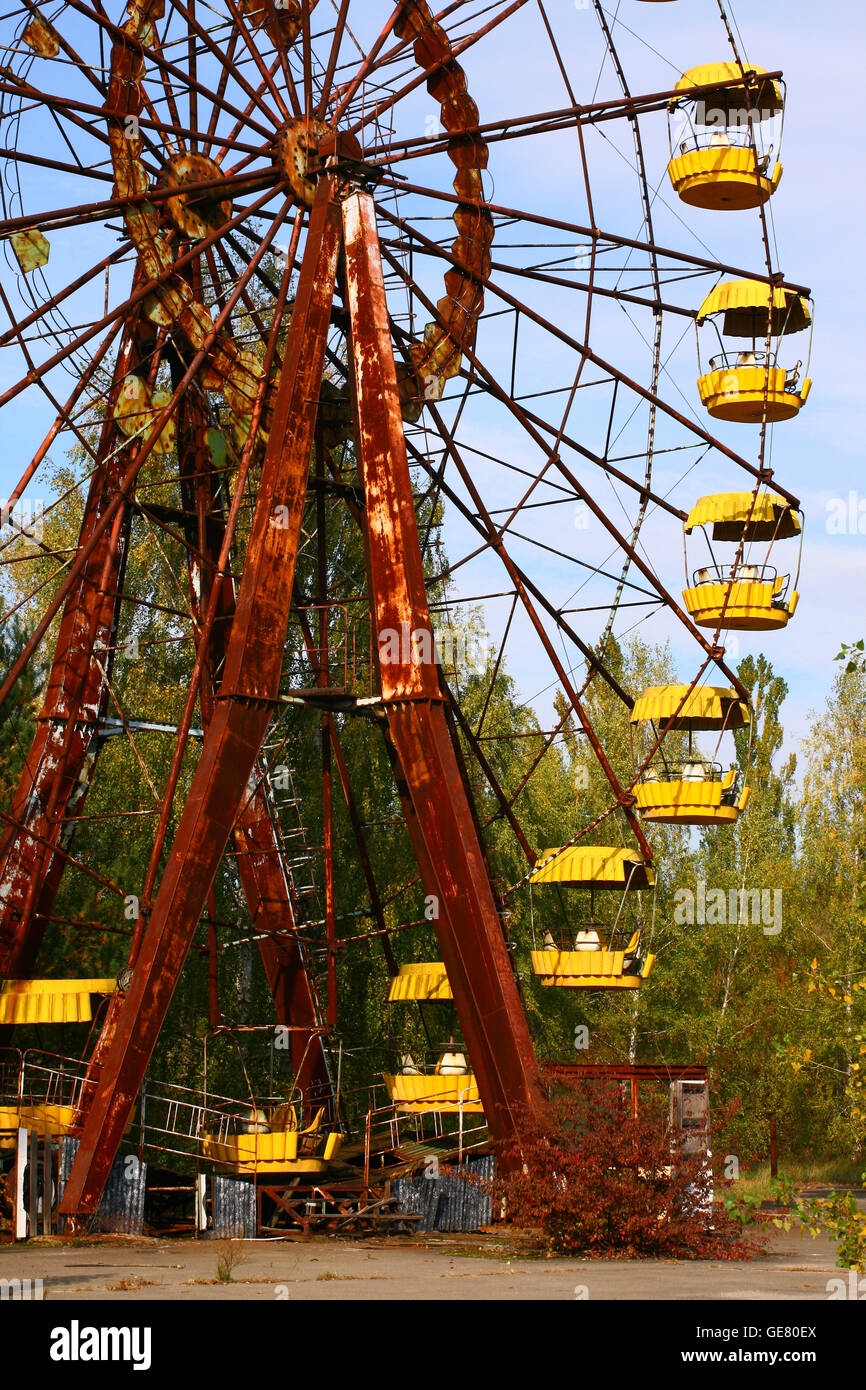 Amusement park ferris wheel in the abandoned town of Pripyat in the Chernobyl exclusion zone, Ukraine. Stock Photo