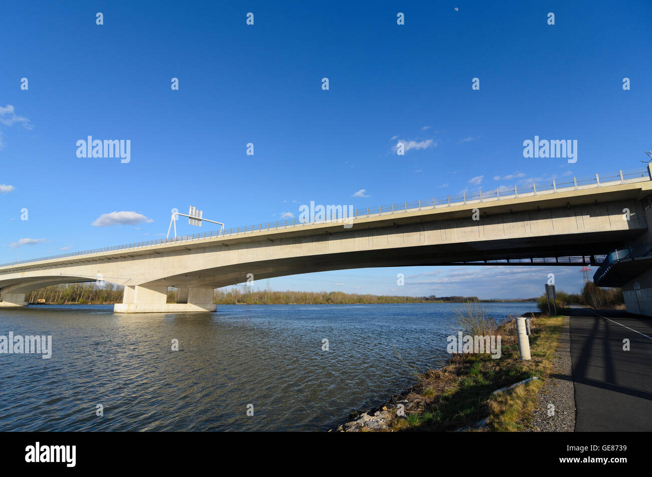 Traismauer: Danube Bridge ' St. Georg ', Austria, Niederösterreich, Lower Austria, Donau Stock Photo