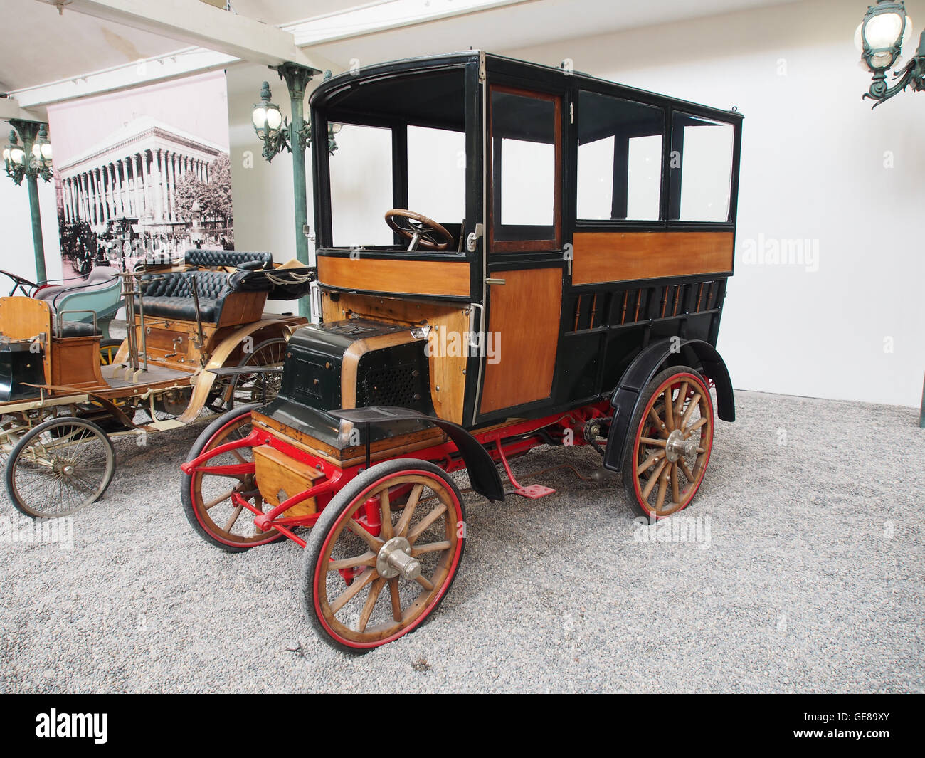 1899 daimler bus hi-res stock photography and images - Alamy