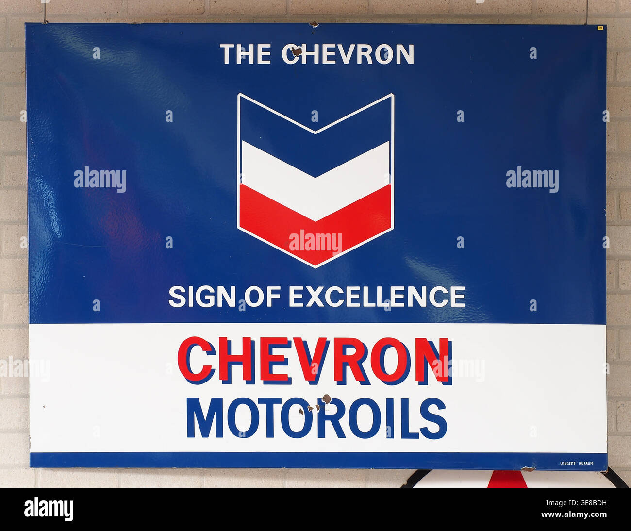 Chevron Motoroils, Emaille reclamebord Stock Photo