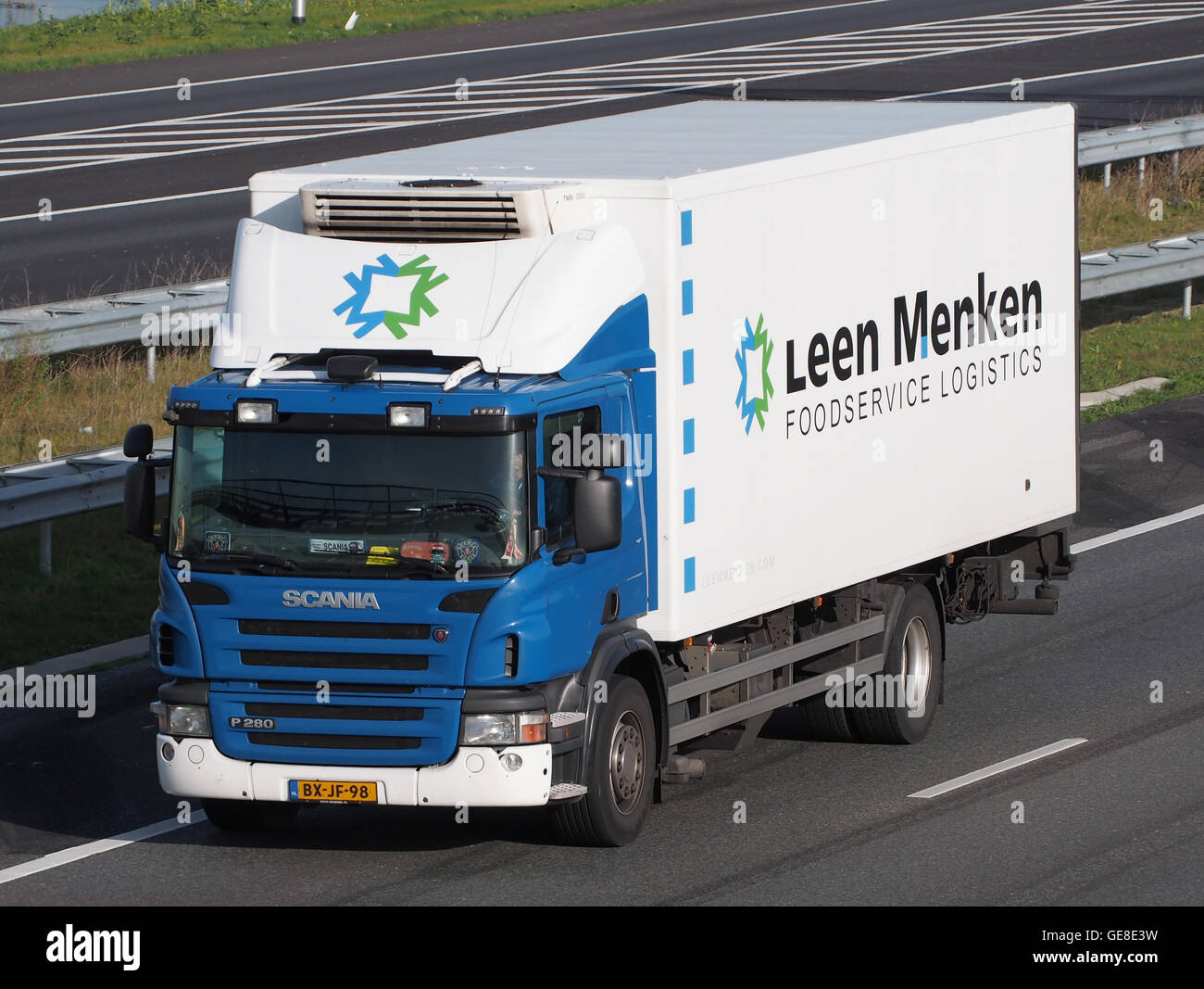 Scania P 280, Leen Menken, Foodservice Logistics Stock Photo