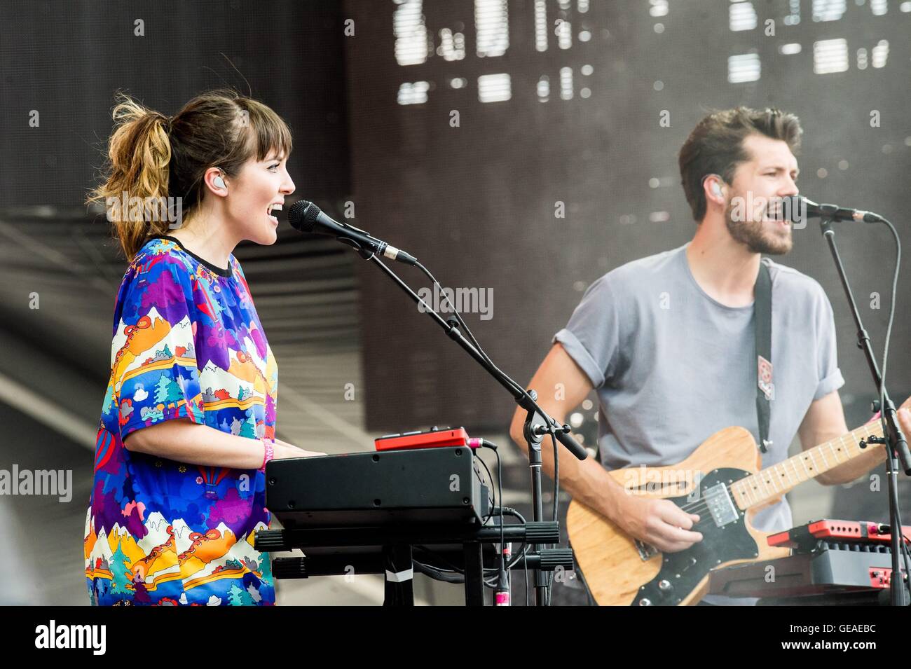 New York, NY, USA. 23rd July, 2016. Josephine Vander Gucht, Anthony West, Oh Wonder on stage for Panorama Festival Presented by Goldenvoice - SAT, Randall's Island Park, New York, NY July 23, 2016. © Steven Ferdman/Everett Collection/Alamy Live News Stock Photo