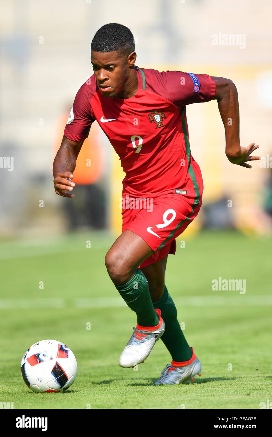 Doutor, eu não me engano” — a curiosa relação de Silvio Santos com o  futebol | by Centro de Referência do Futebol Brasileiro | Museu do Futebol  | Medium, image size:866x1390