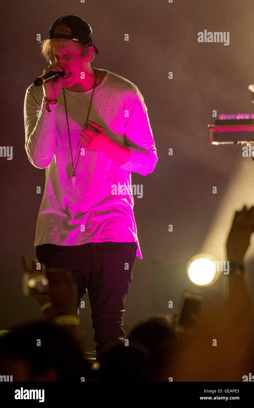 New York, NY, USA. 24th July, 2016. Tyrone Lindqvist, RÜFÜS DU SOL