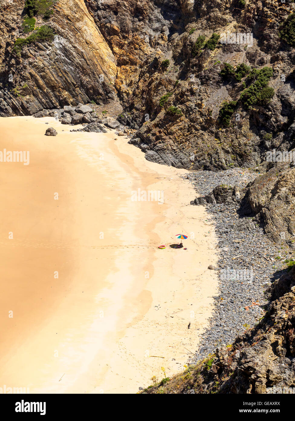 Tonel Praia do tonel with sunshade hi-res stock photography and images - Alamy