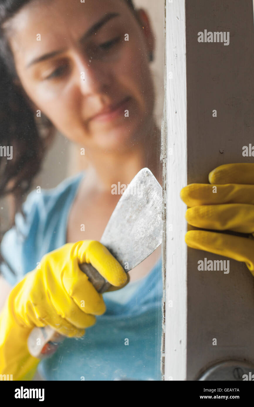 Window scraper diy hi-res stock photography and images - Alamy