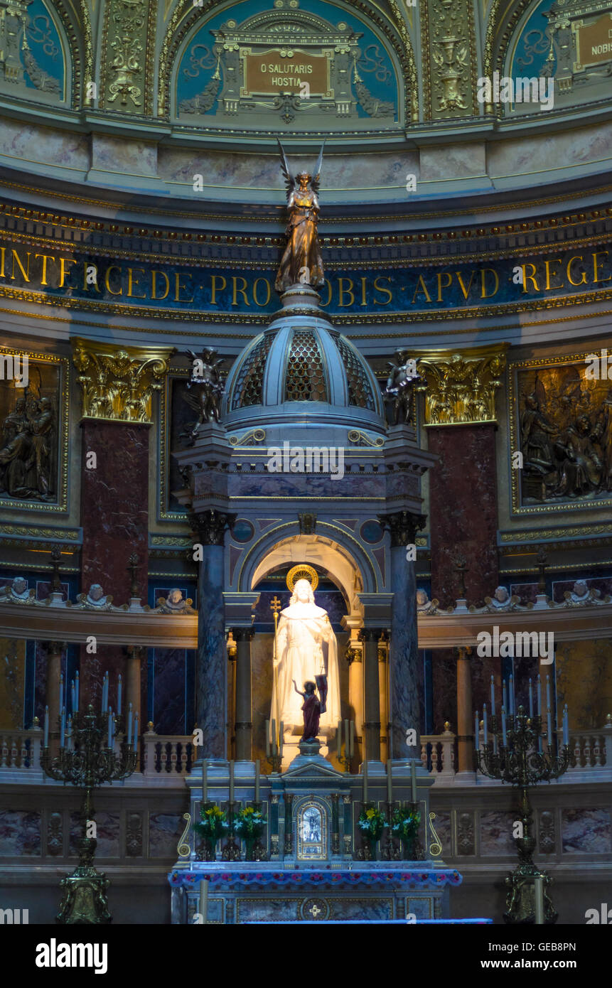 Budapest: St. Stephen's Basilica ( Szent Istvan bazilika ) with statue of St. Stephan in high altar, Hungary, Budapest, Stock Photo