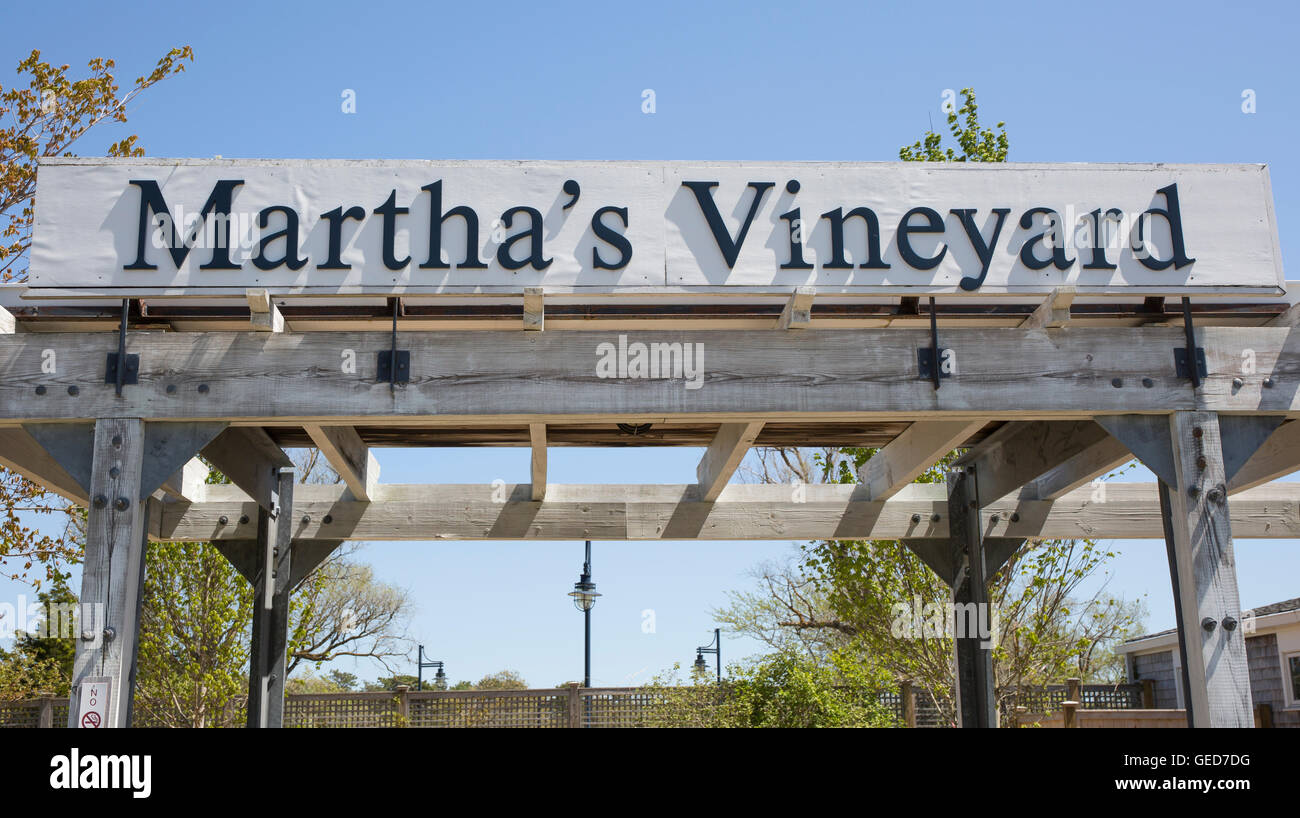 Sign at the Martha's Vineyard airport in Massachusetts Stock Photo Alamy