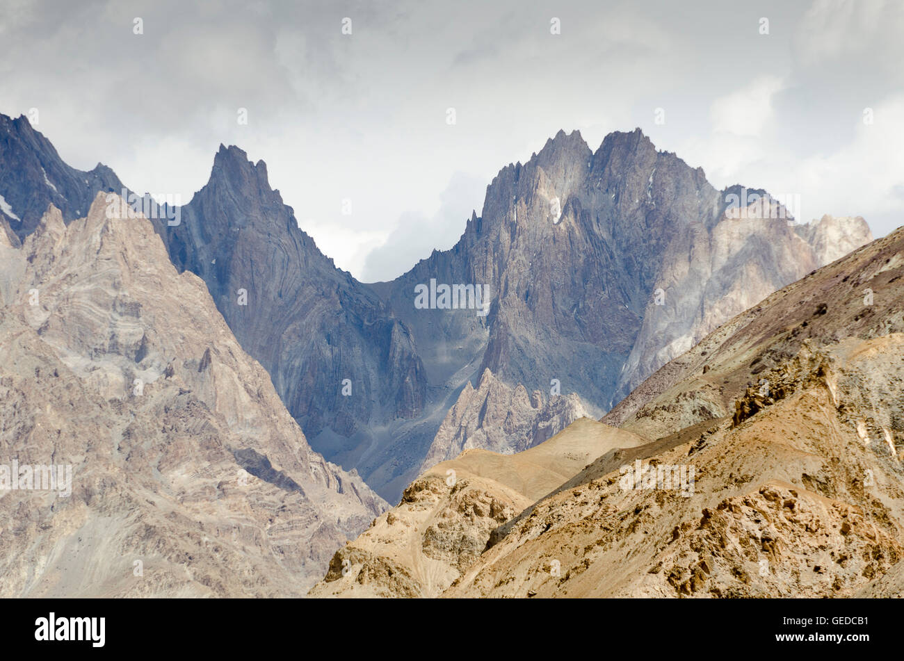 Light and shade on mountain ridges, near Skiu, Markha Valley, Ladakh, Jammu and Kashmir, India Stock Photo