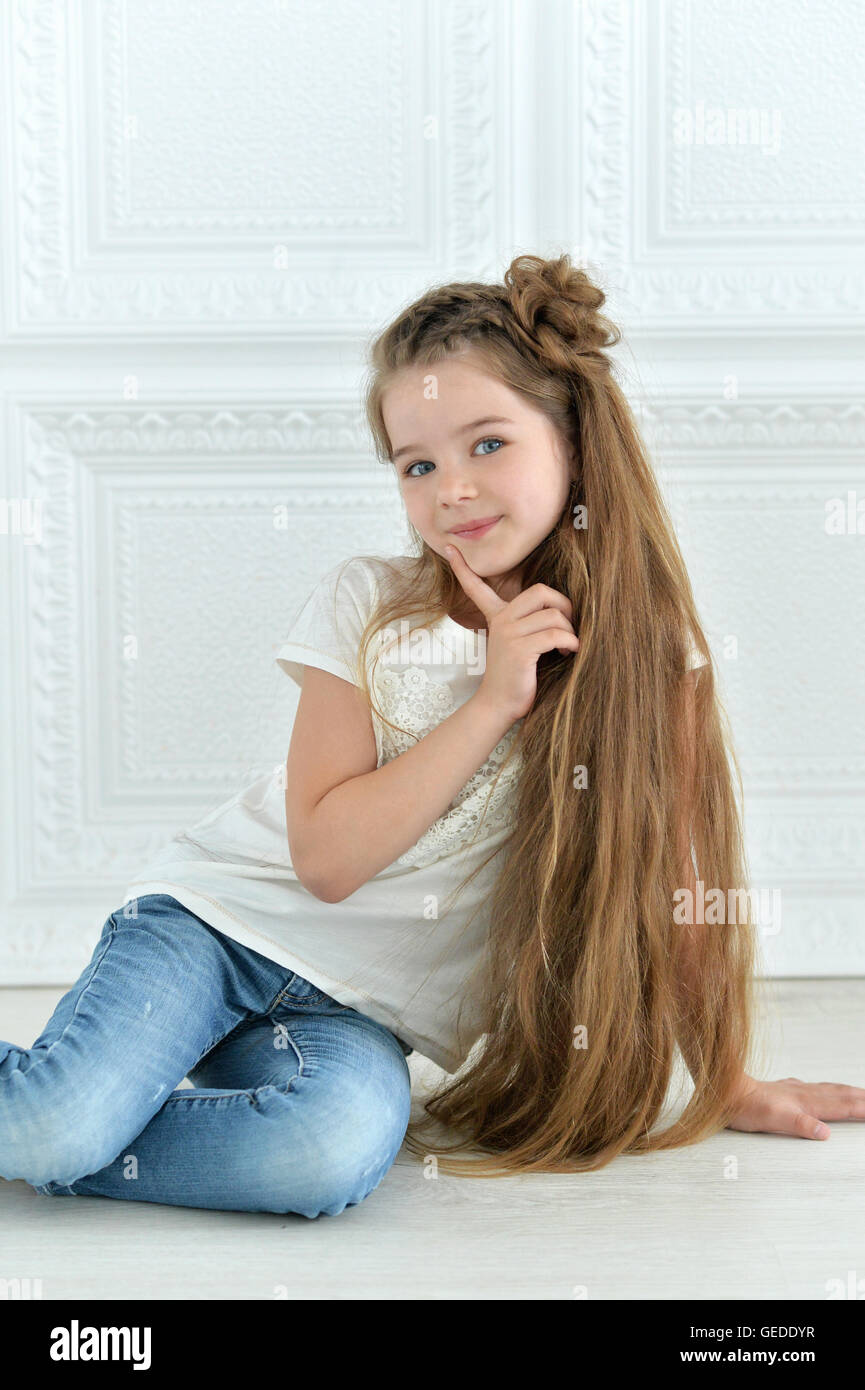 cute little girl posing Stock Photo - Alamy