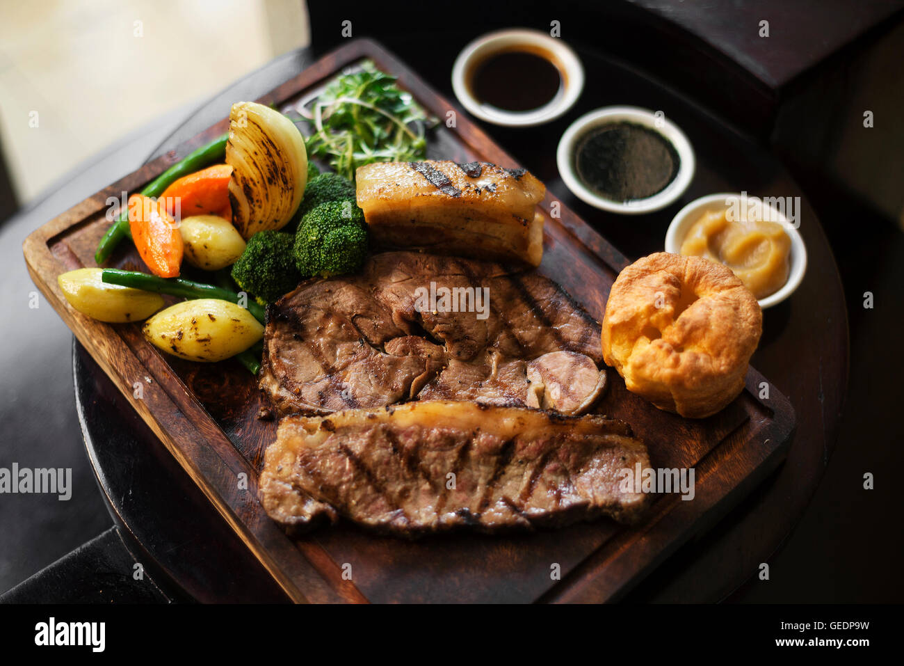 traditional british english sunday roast beef with vegetables classic meal Stock Photo