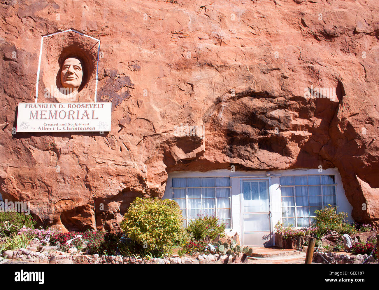 Hole in the Rock house in Moab Utah Stock Photo Alamy