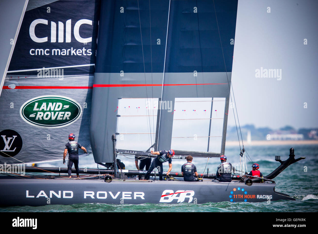 Land Rover Sailing Event Series 1 land rover hi-res stock photography and images - Alamy