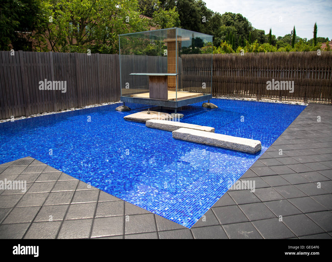 The glass tea house mondrian pavilion by hiroshi sugimoto in venice