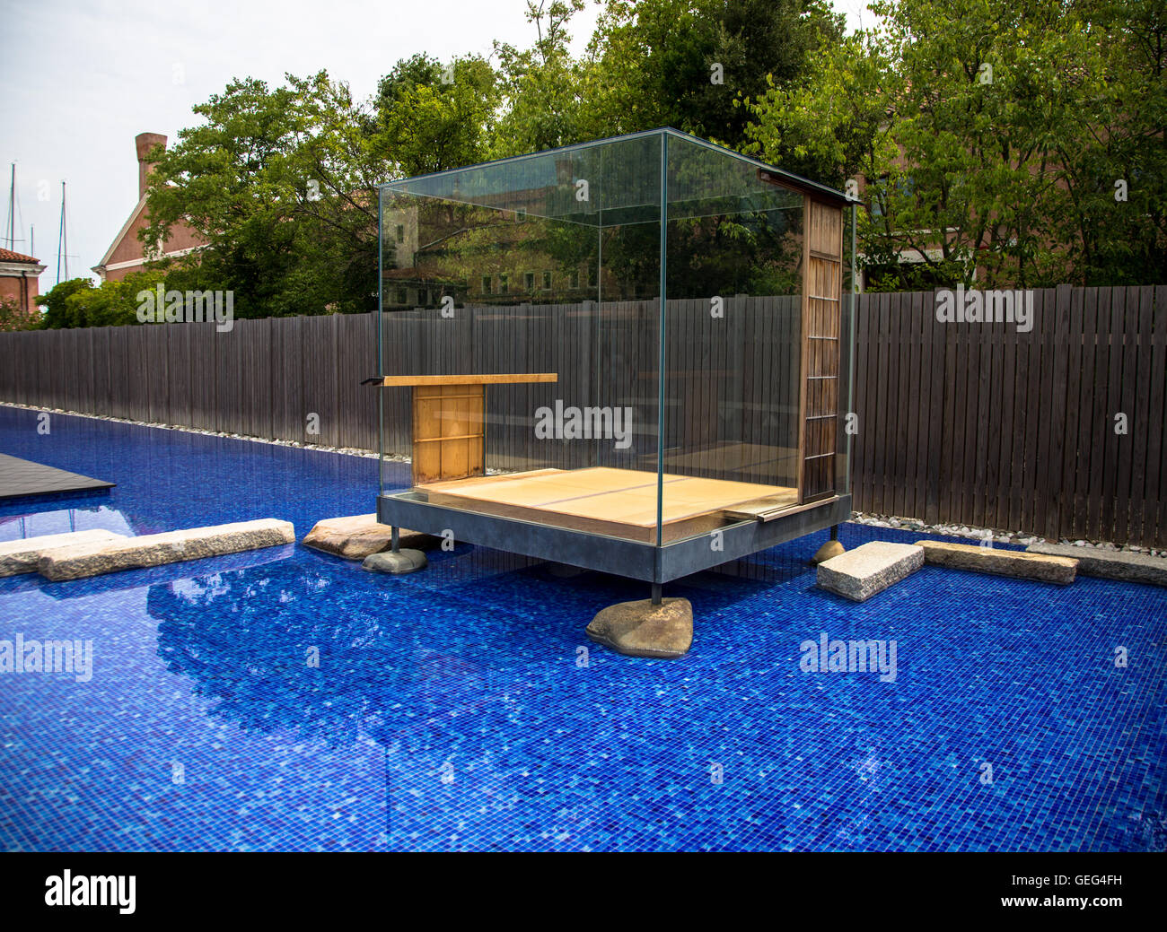 The Glass Tea House Mondrian Pavilion By Hiroshi Sugimoto In
