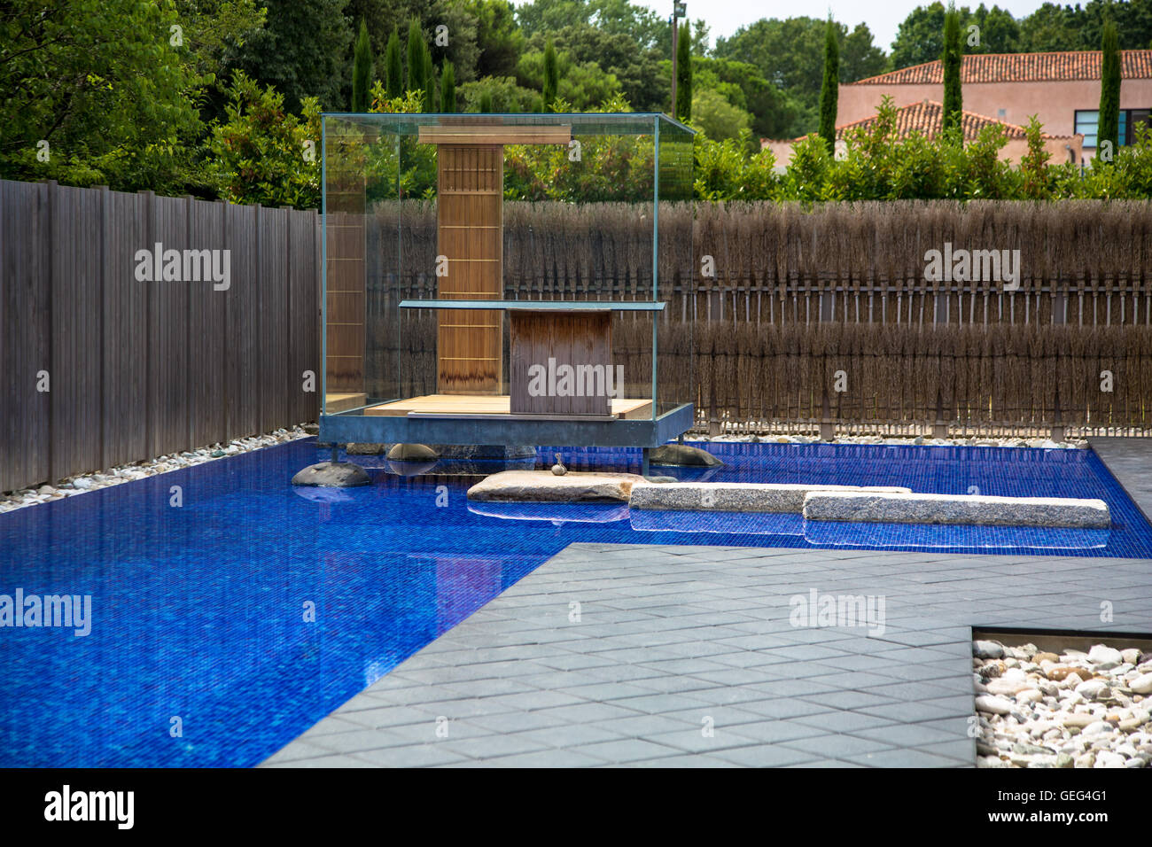 The glass tea house mondrian pavilion by hiroshi sugimoto in venice