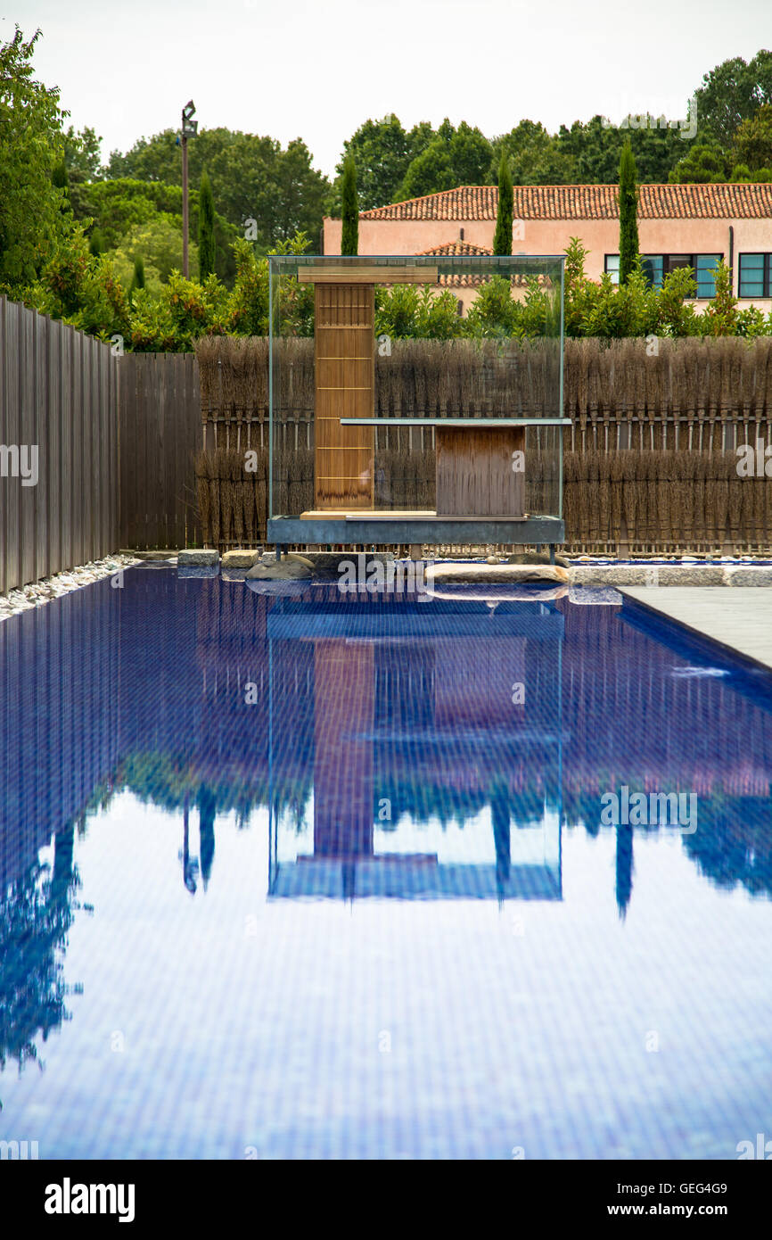 The glass tea house mondrian pavilion by hiroshi sugimoto in venice