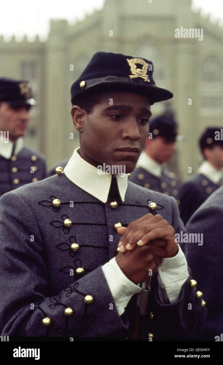 Seth Gilliam Vereinigte Staaten 1881: Johnson C. Whittaker (Seth Gilliam), einer der ersten farbigen Offiziersanwaerter der U.S. Military Academy, wird von seinen weissen Kameraden und Vorgesetzten schikaniert und gedemuetigt. *** Local Caption *** 1993, Stock Photo