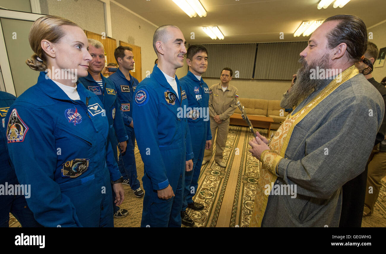 Astronaut rituals hi-res stock photography and images - Alamy