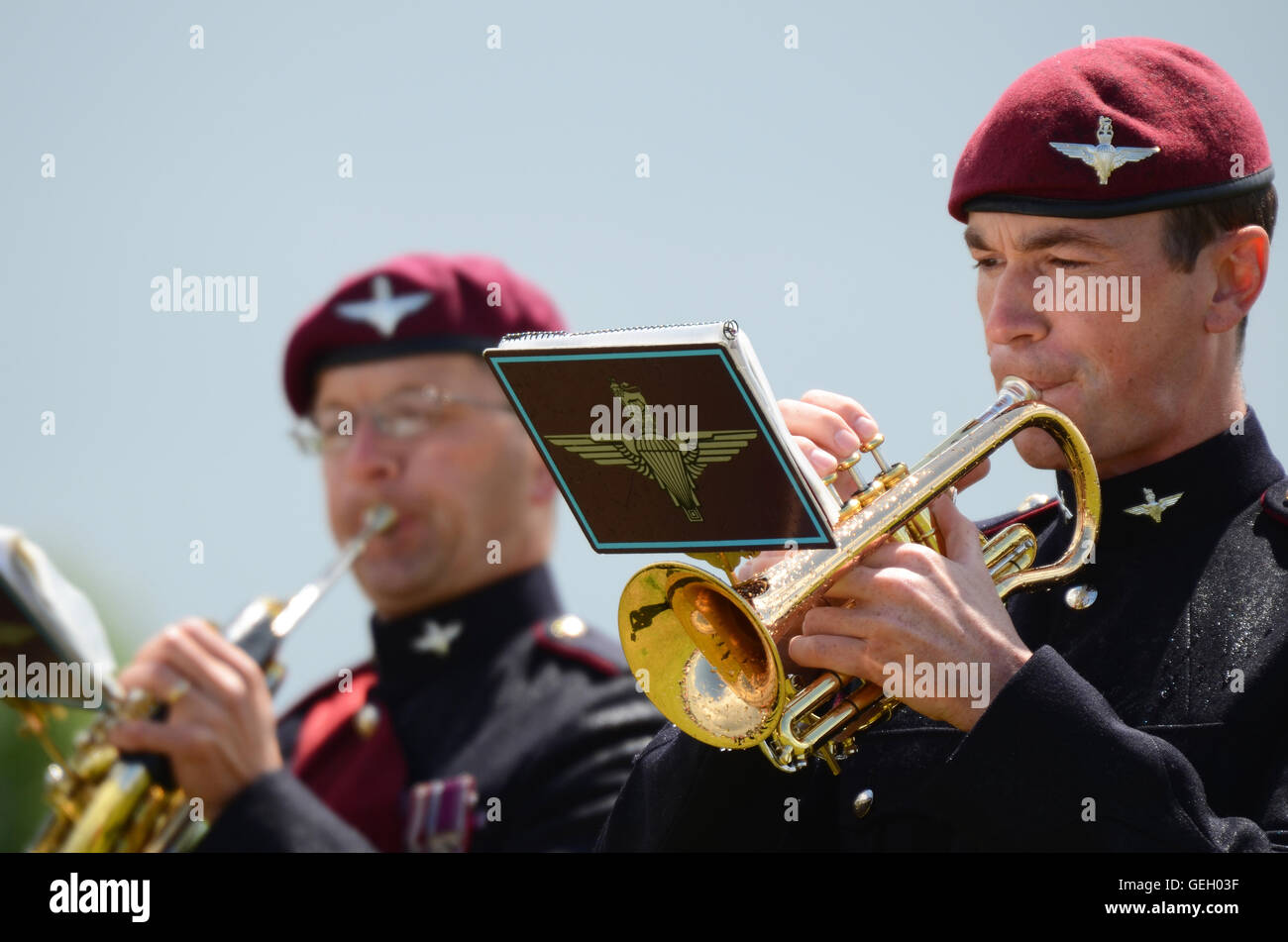 The Band of the Parachute Regiment playing at the Essex Armed Forces Day, Orsett, 2016 Stock Photo