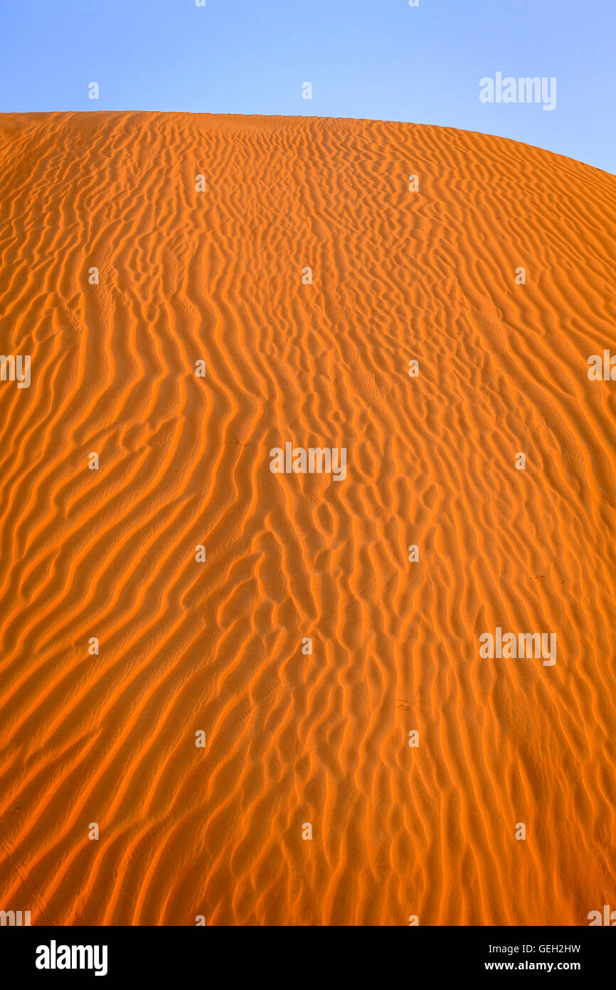 Dubai desert hires stock photography and images Alamy