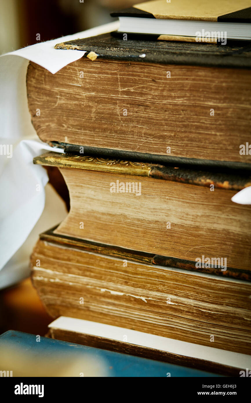 Restoring books hires stock photography and images Alamy