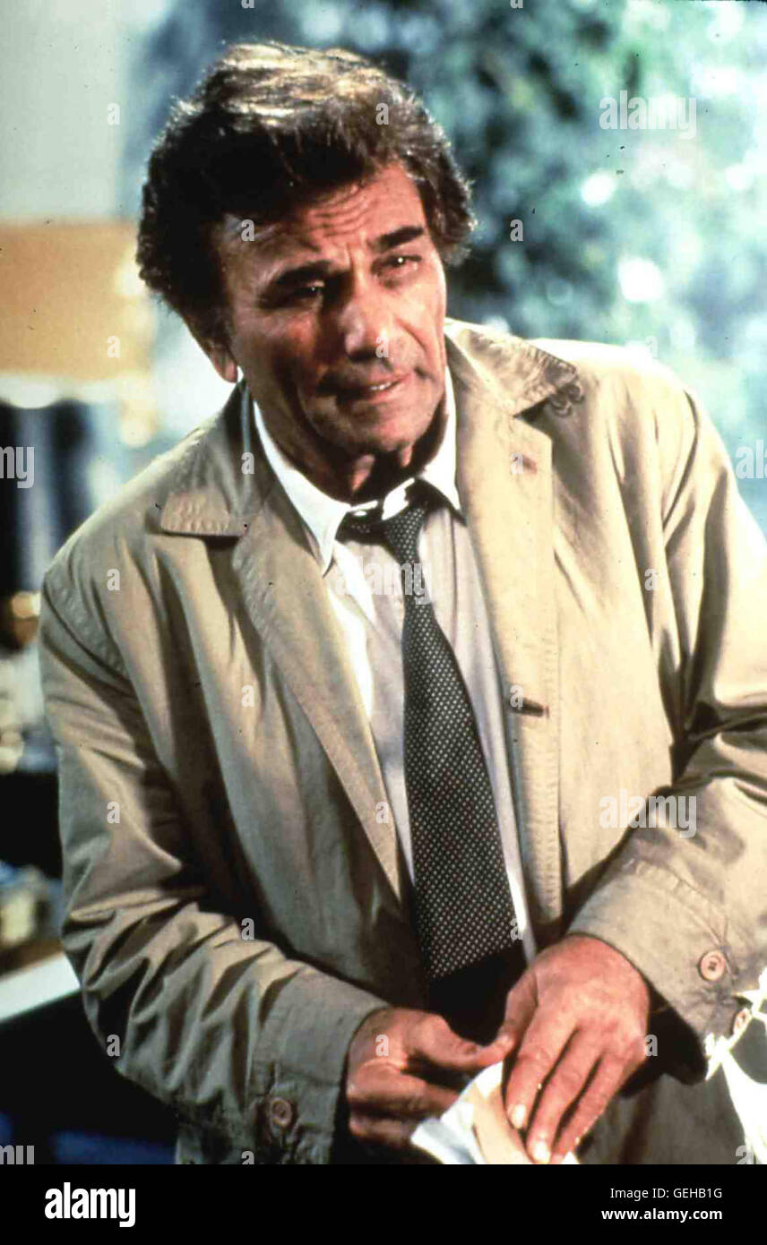 Peter Falk Inspektor Columbo (Peter Falk) muss einen Mordfall in Malibu ...
