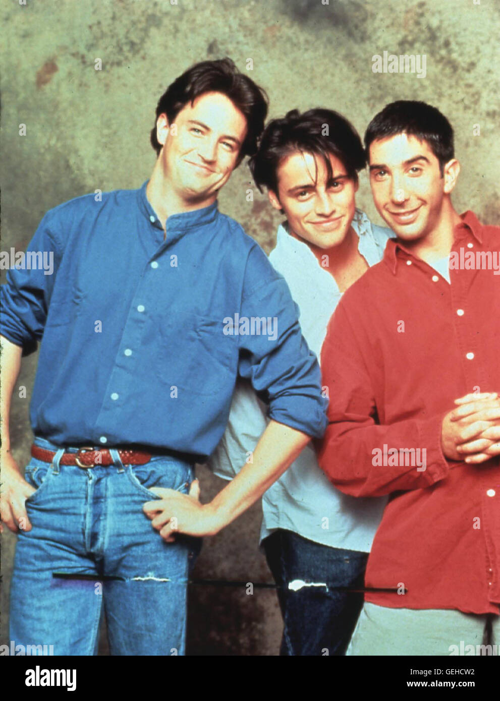 Chandler (Matthew Perry), Joey (Matt LeBlanc), Ross (David Schwimmer)   *** Local Caption *** 1995, Friends, Friends   -  Neutral Stock Photo