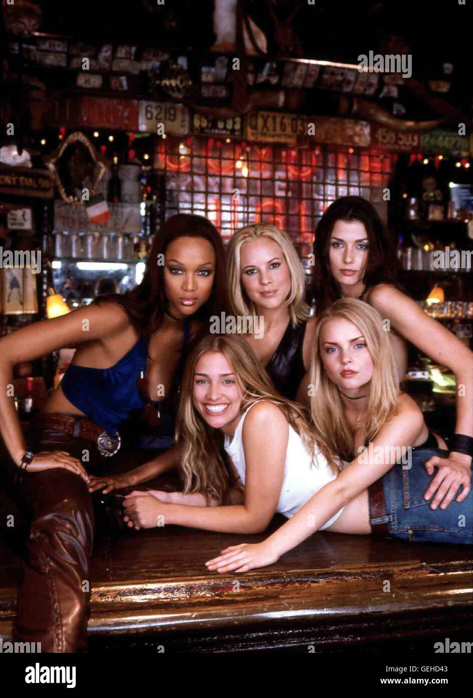 Tyra Banks, Piper Perabo, Maria Bello, Isabella Miko, Bridget Moynahan Die Damen des Hauses kennen nur ein Programm: Let's party! *** Local Caption *** 2000, Coyote Ugly, Coyote Ugly Stock Photo
