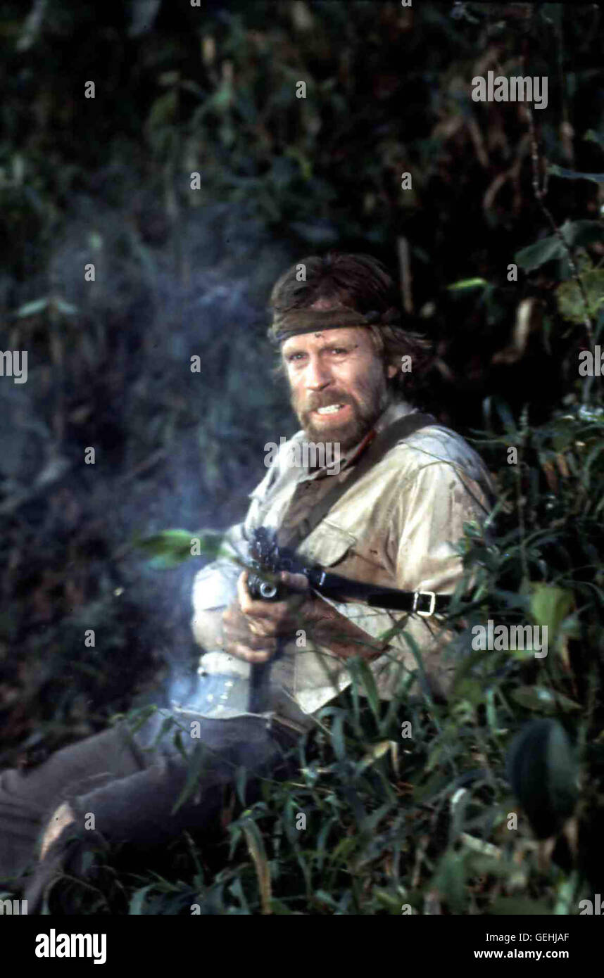 Chuck Norris Col. Braddock (Chuck Norris) kann fliehen und schwoert ...