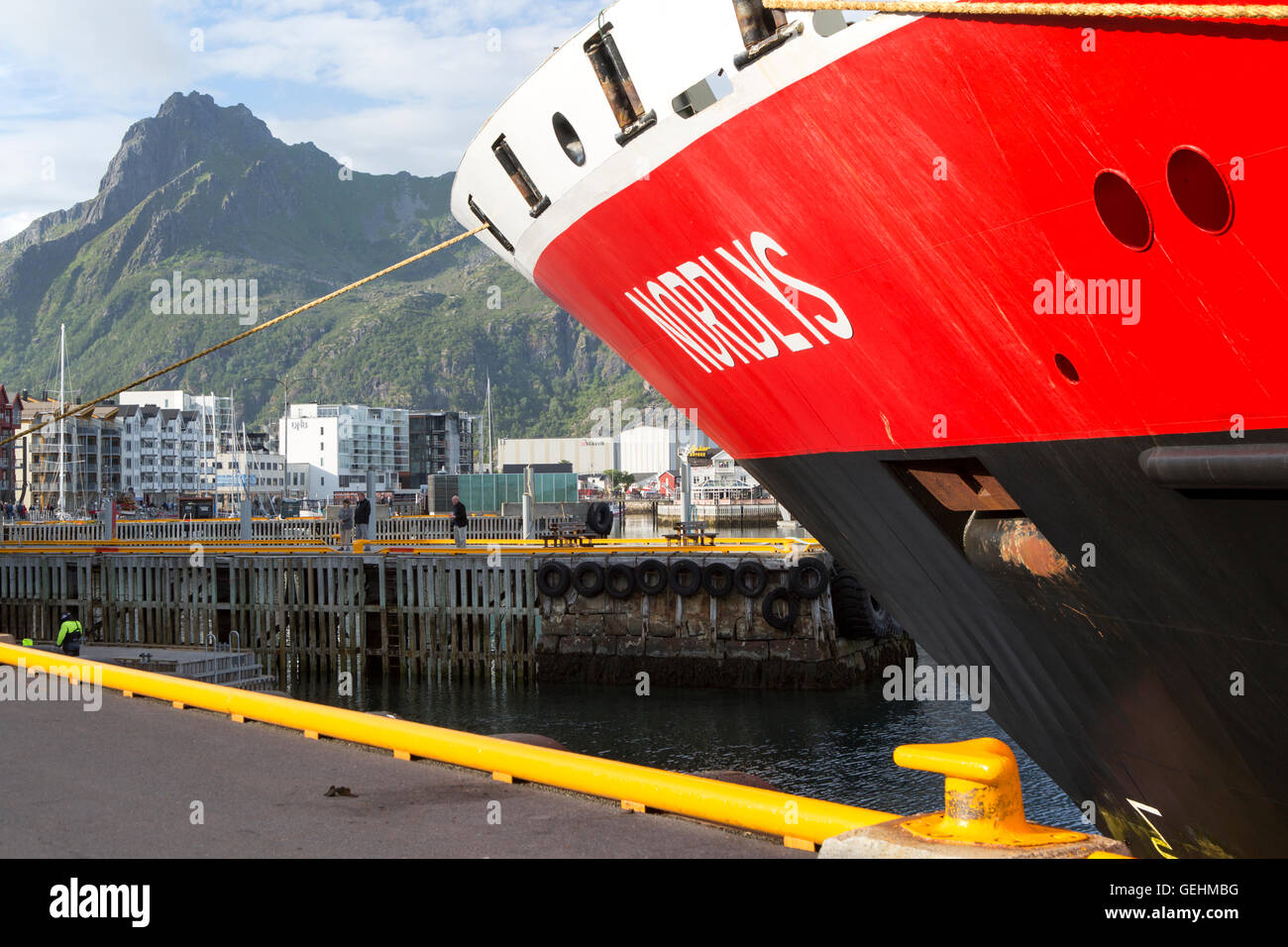 Nordlys hurtigruten ferry ship at svolvaer hires stock photography and